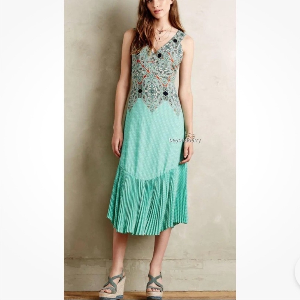- Maeve Canyon Crewk green floral midi dress